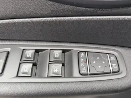 Photo 22 Renault Captur Intens Energy TCe 90