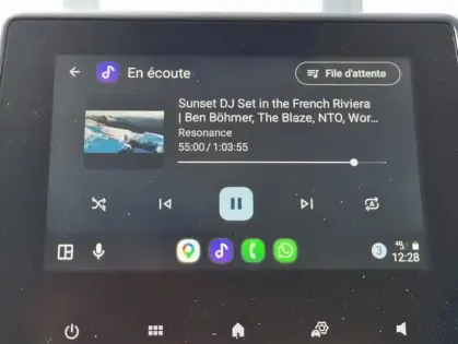 Photo 11 Renault Clio Gén. V (BJA) Ph2 Evolution 5