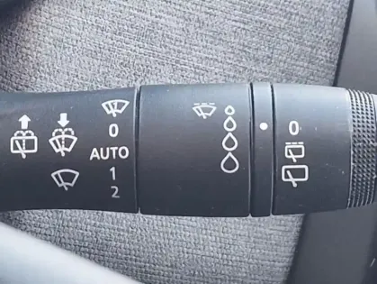 Photo 23 Renault Clio Gén. V (BJA) Ph2 Evolution 5