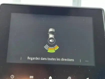 Photo 8 Renault Clio Gén. V (BJA) Ph2 Evolution 5