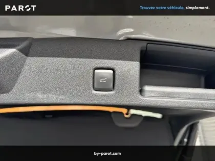 Photo 18 Ford Kuga 2.5 Duratec 190ch FHEV E85 Vignale BVA