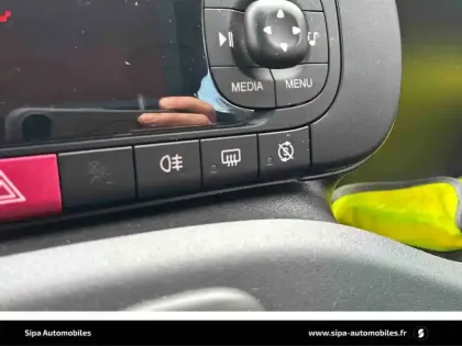 Photo 24 Fiat Panda  1.0 70 ch Hybride BSG S/S