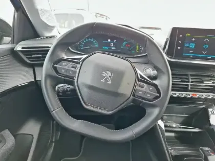 Photo 8 Peugeot 208  Electrique 50 kWh 136ch