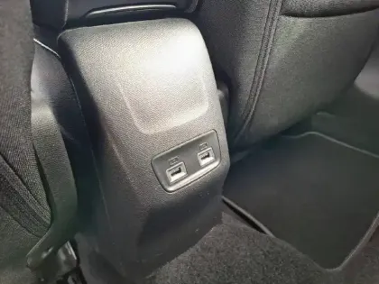 Photo 17 Peugeot 208  Electrique 50 kWh 136ch