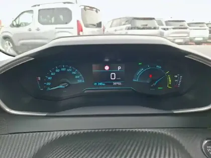 Photo 9 Peugeot 208  Electrique 50 kWh 136ch