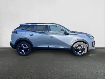 Photo 23 Peugeot 2008  Hybrid 136 e-DCS6