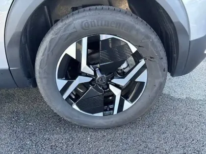 Photo 12 Peugeot 2008  Hybrid 136 e-DCS6