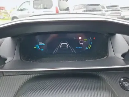 Photo 9 Peugeot 208  Electrique 50 kWh 136ch