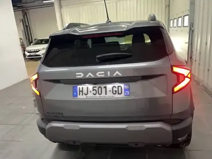 Photo 28 Dacia Duster  Hybrid 155
