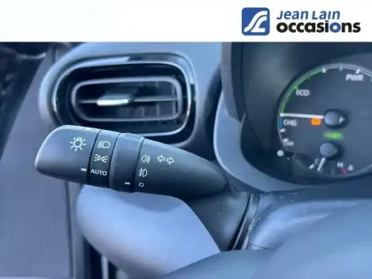 Photo 38 Toyota Yaris  Hybride 116h