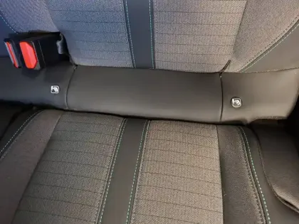 Photo 30 Peugeot 2008  PureTech 100 S&S BVM6