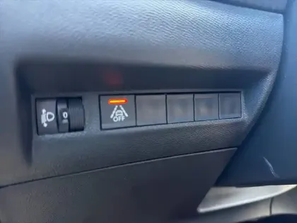 Photo 18 Peugeot 2008  BlueHDi 130 S&S EAT8