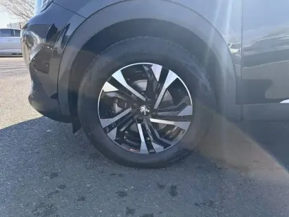 Photo 12 Peugeot 2008  BlueHDi 130 S&S EAT8