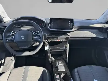 Photo 7 Peugeot 2008  BlueHDi 130 S&S EAT8