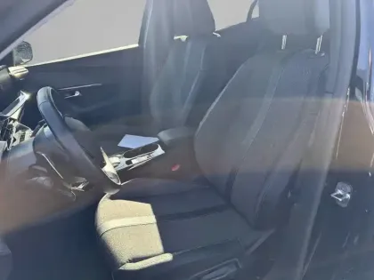 Photo 10 Peugeot 2008  BlueHDi 130 S&S EAT8