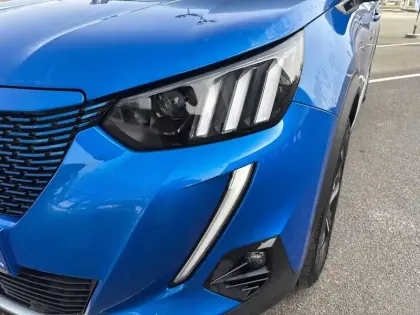 Photo 15 Peugeot 2008  Electrique 136 ch