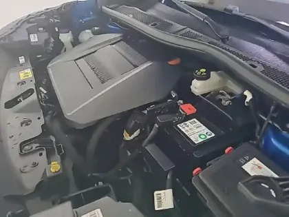 Photo 34 Peugeot 2008  Electrique 136 ch