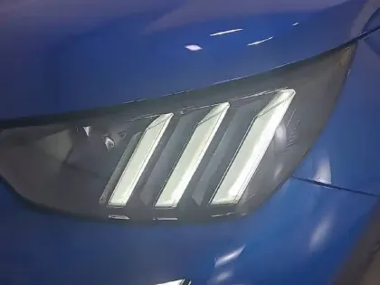 Photo 35 Peugeot 2008  Electrique 136 ch