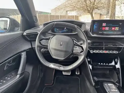 Photo 8 Peugeot 2008  Electrique 136 ch