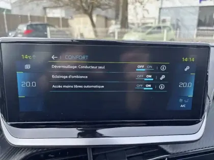 Photo 18 Peugeot 2008  Electrique 136 ch