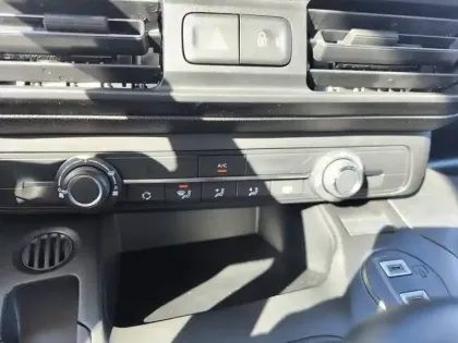 Photo 56 Citroën Berlingo  Diesel 100 ch M Manuelle