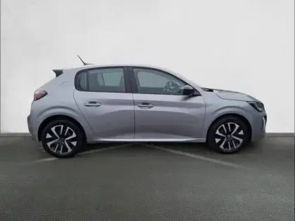 Photo 27 Peugeot 208  Hybrid 110 ch e-DCS6