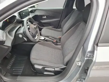 Photo 34 Peugeot 208  Hybrid 110 ch e-DCS6