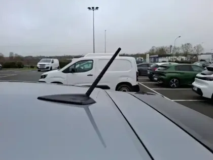 Photo 22 Peugeot 208  Hybrid 110 ch e-DCS6