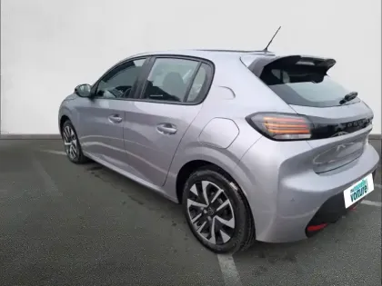 Photo 6 Peugeot 208  Hybrid 110 ch e-DCS6