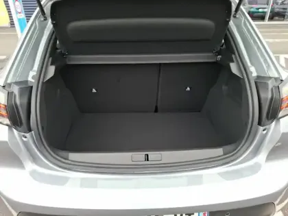 Photo 5 Peugeot 208  Hybrid 110 ch e-DCS6