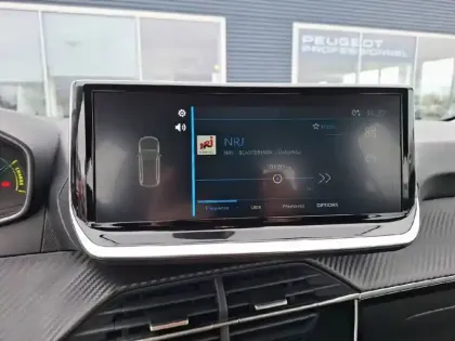 Photo 46 Peugeot 208  Hybrid 110 ch e-DCS6