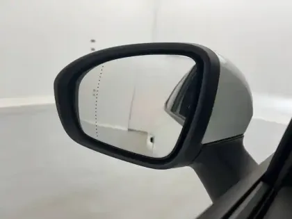 Photo 30 Renault Clio Gén. V (BJA) Ph1 Business 5