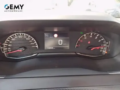 Photo 14 Peugeot 208  PureTech 75 S&S BVM5