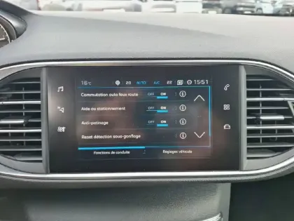 Photo 24 Peugeot 308  1.6 BlueHDi 100ch S&S BVM5