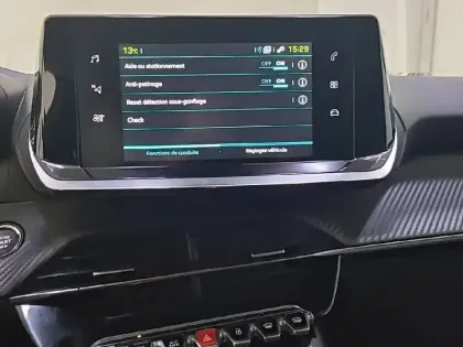 Photo 40 Peugeot 2008 Gén. II Ph1 NG Allure 5