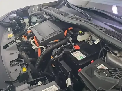 Photo 34 Peugeot 2008 Gén. II Ph1 NG Allure 5