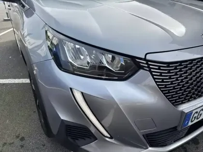 Photo 15 Peugeot 2008  Electrique 136 ch