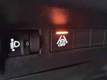 Photo 83 Peugeot 2008  Electrique 136 ch