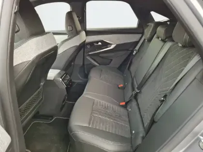 Photo 42 Peugeot 3008  Electrique 210 ch 73 kWh