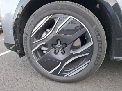 Photo 12 Peugeot 3008  Electrique 210 ch 73 kWh