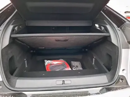 Photo 59 Peugeot 3008  Electrique 210 ch 73 kWh