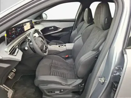 Photo 10 Peugeot 3008  Electrique 210 ch 73 kWh