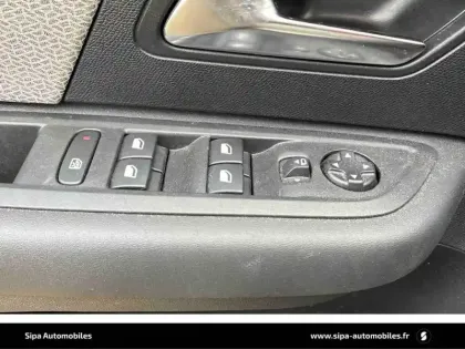 Photo 29 Citroën C4  PureTech 130 S&S EAT8