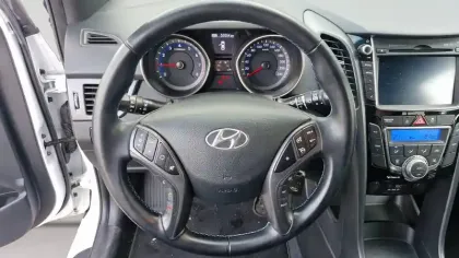 Photo 13 Hyundai I30  1.6 GDi 135