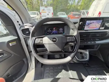 Photo 15 Opel Vivaro  FGN SPORTIVE DIESEL 180 CH M AUTOMATIQUE