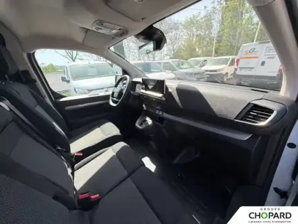 Photo 12 Opel Vivaro  FGN SPORTIVE DIESEL 180 CH M AUTOMATIQUE