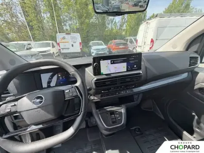 Photo 11 Opel Vivaro  FGN SPORTIVE DIESEL 180 CH M AUTOMATIQUE