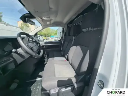 Photo 10 Opel Vivaro  FGN SPORTIVE DIESEL 180 CH M AUTOMATIQUE