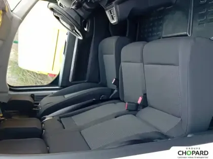 Photo 10 Opel Vivaro  FGN SPORTIVE DIESEL 180 CH M AUTOMATIQUE