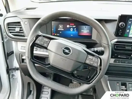 Photo 39 Opel Vivaro  FGN SPORTIVE DIESEL 180 CH M AUTOMATIQUE